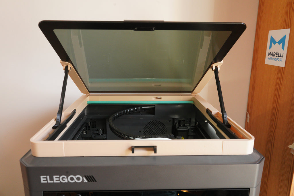 Self-Locking Hinge for Centauri Carbon