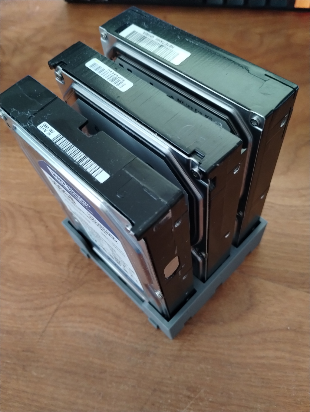 Modular Hard Drive Stand for 3.5" NORMAL Drives