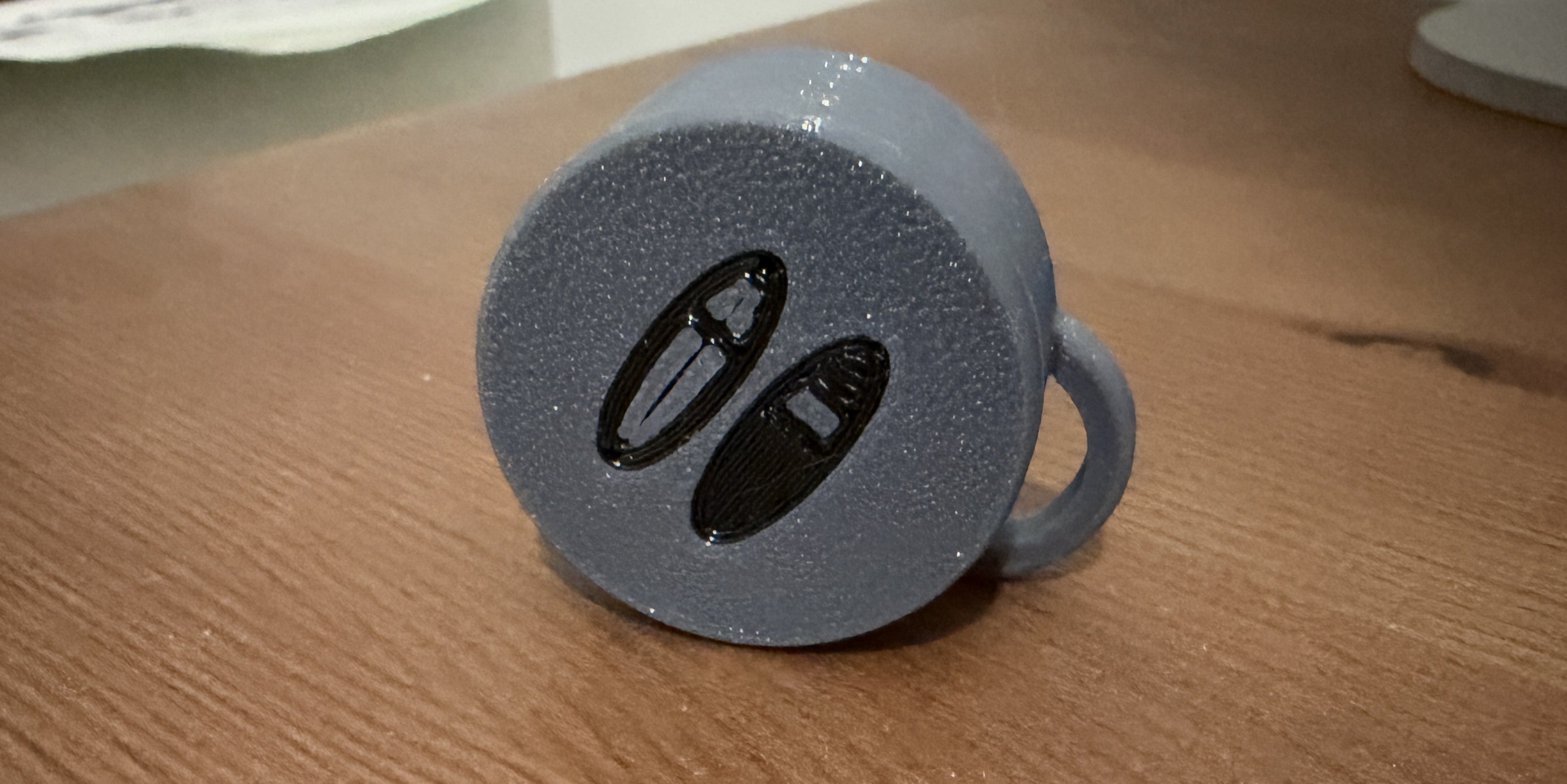 Earplug Case – Compact Threaded Storage Container