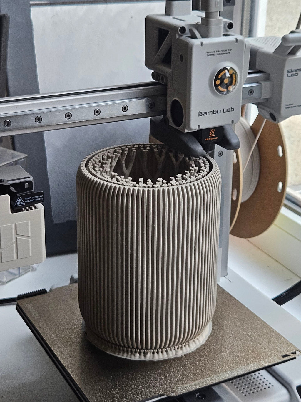 Stylish square ribbed lamp