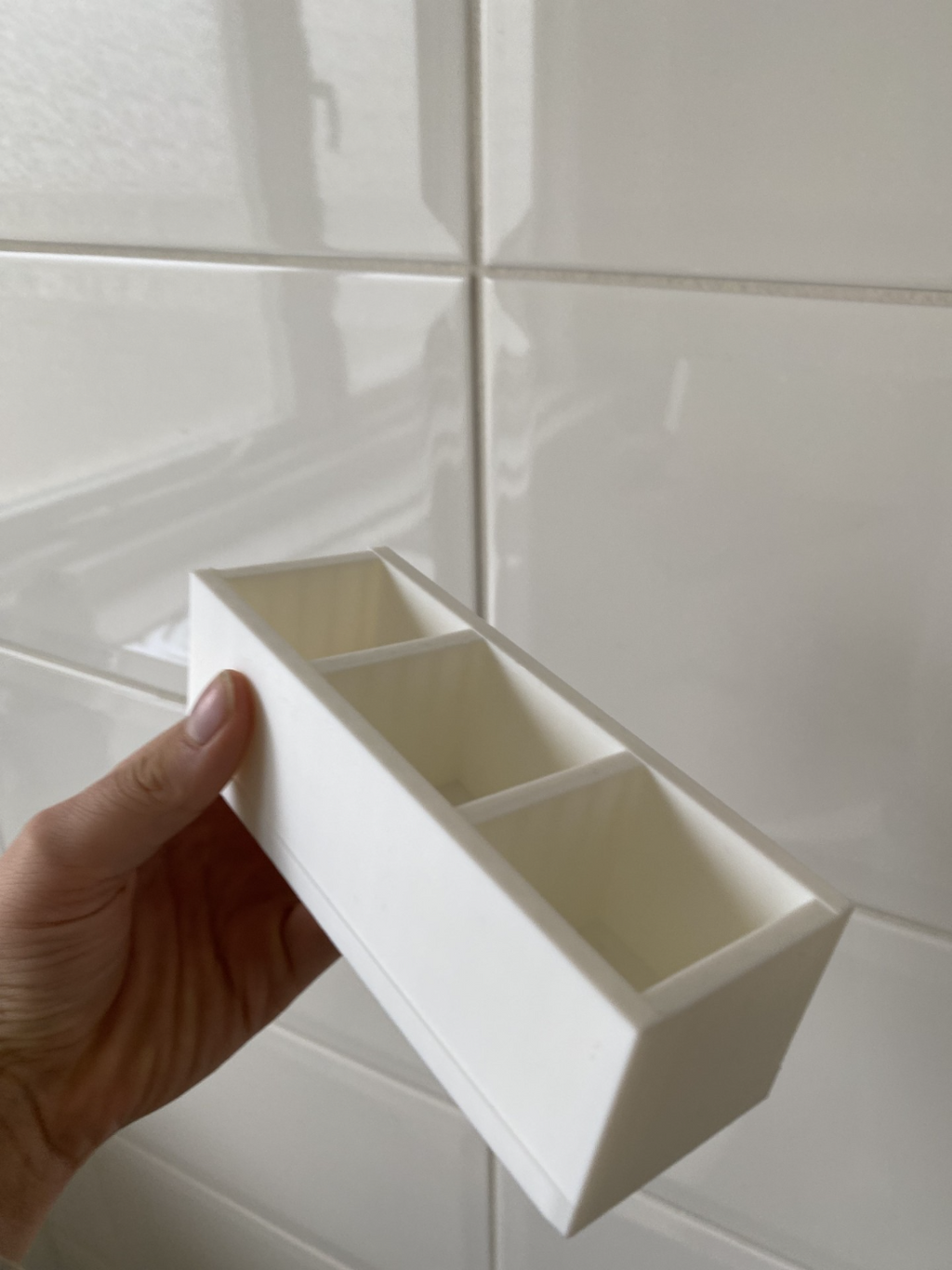 Toothbrush holder (print in place)
