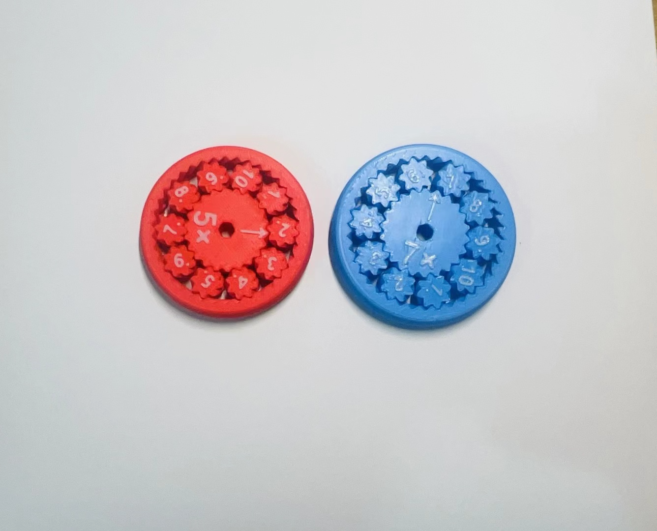 指尖陀螺数学教具（乘除法1-9）math facts fidget spinners