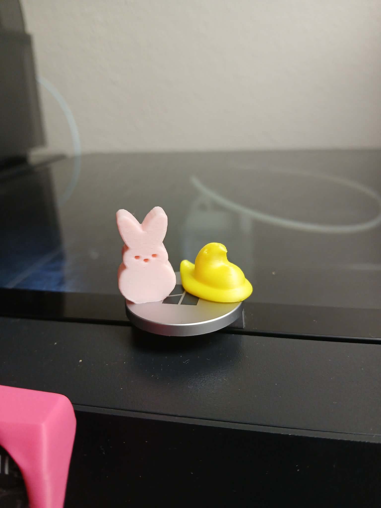 Hide & Peep - 100 Numbered Peeps To Hide
