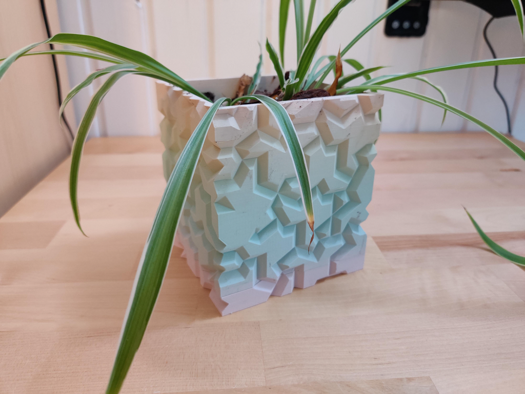 Square einstein tile planter with drainage