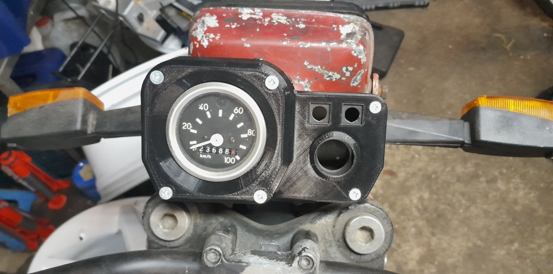 Zündapp 448 speedometer spacer