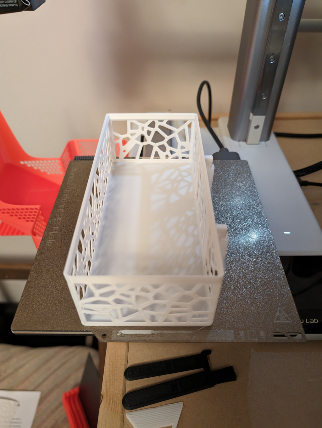 Voronoi IKEA SKADIS box