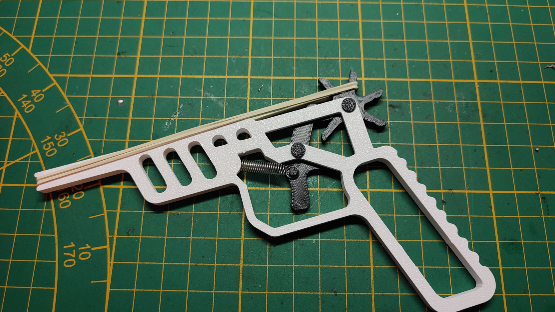 Rubber Band Gun improved V3