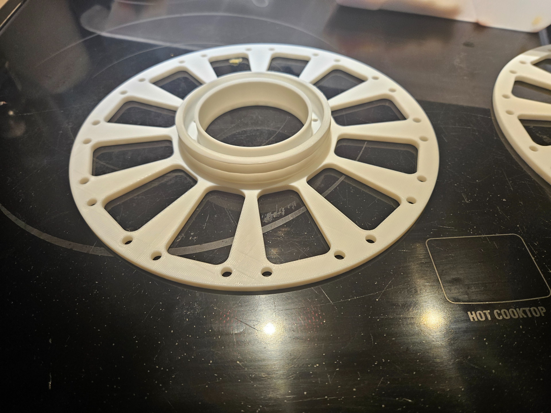 Inland Spool-less filament spool