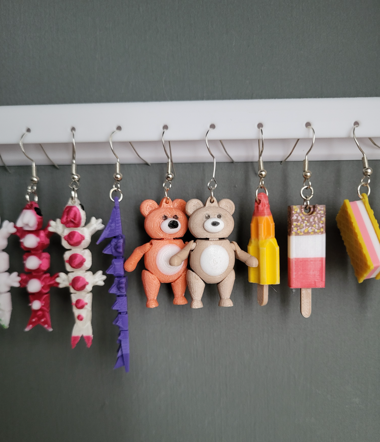 teddy bear earring articulated