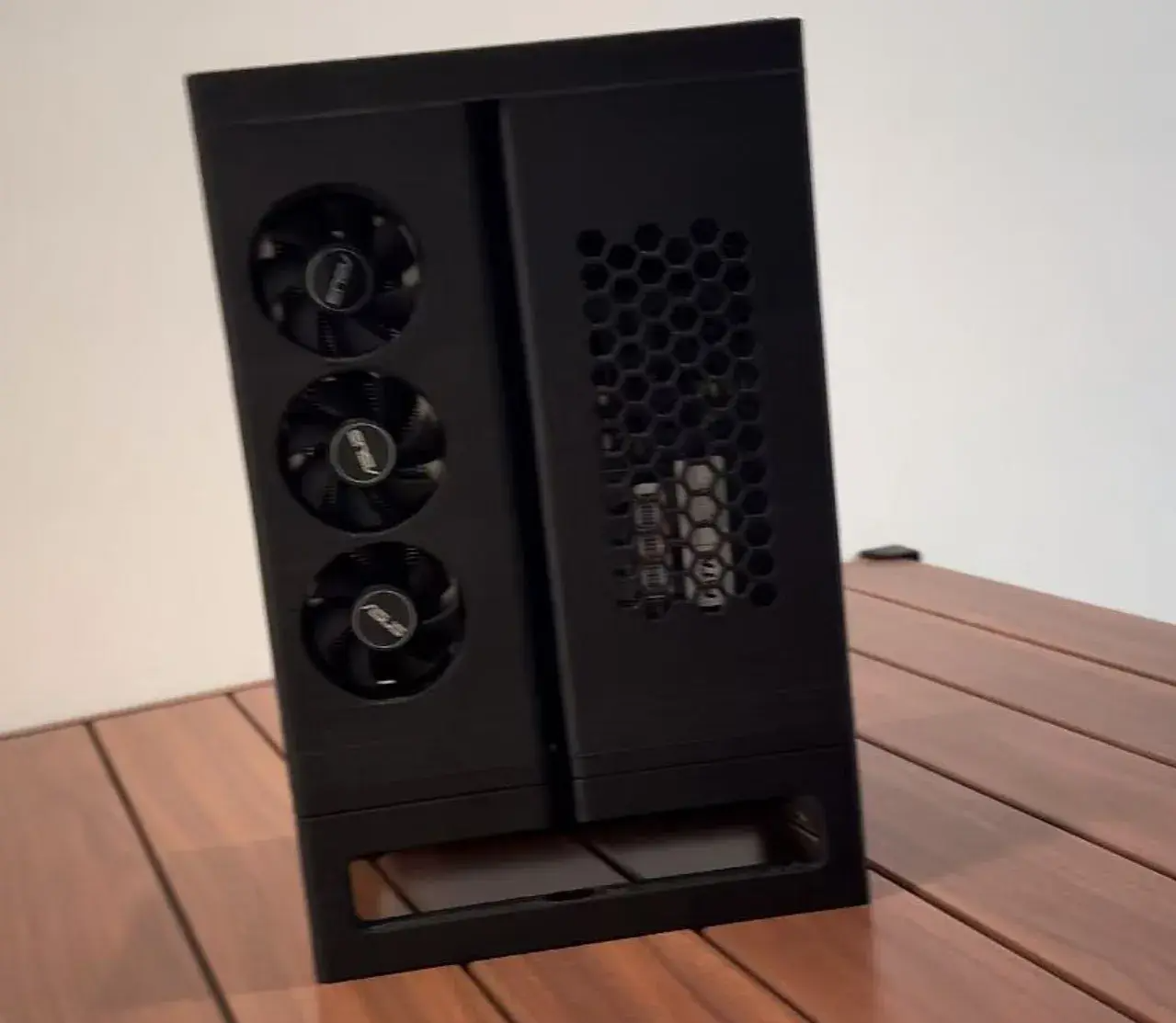 xikii ff04 itx case