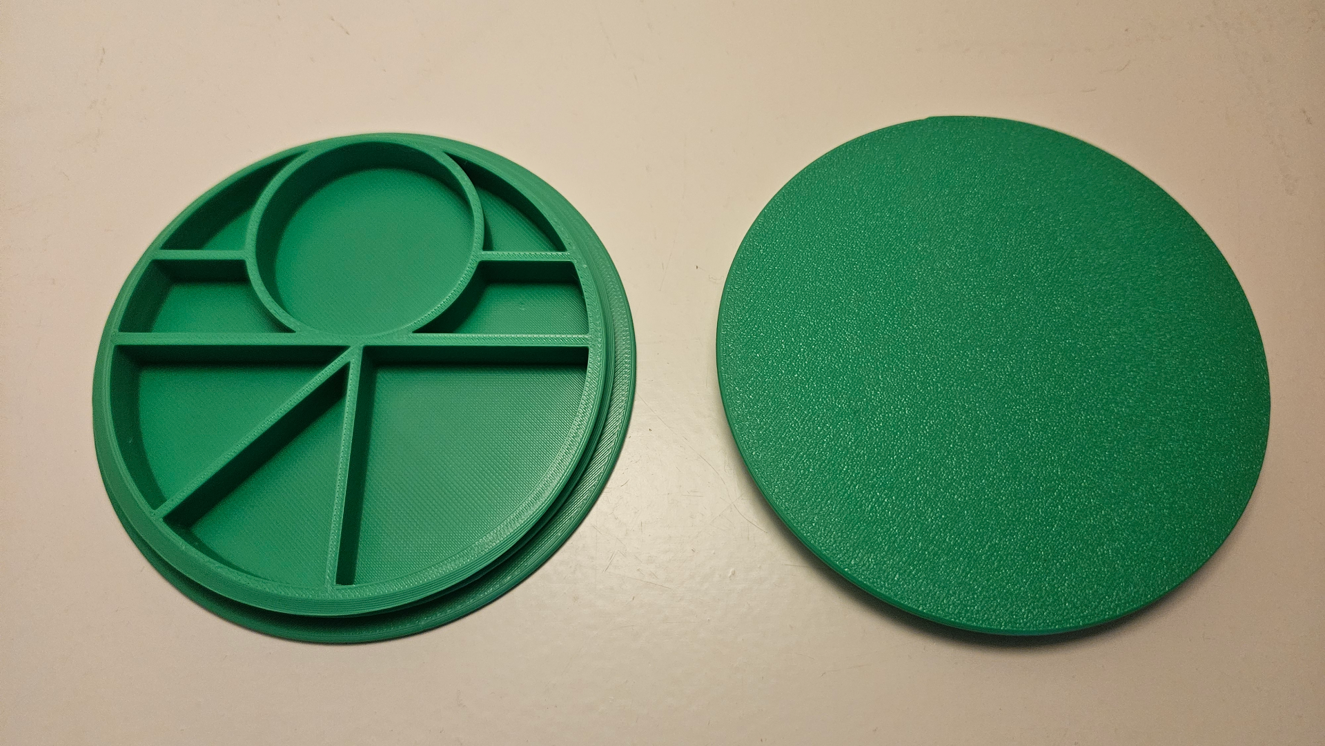 Watch Movement Tray with Screw-on Top