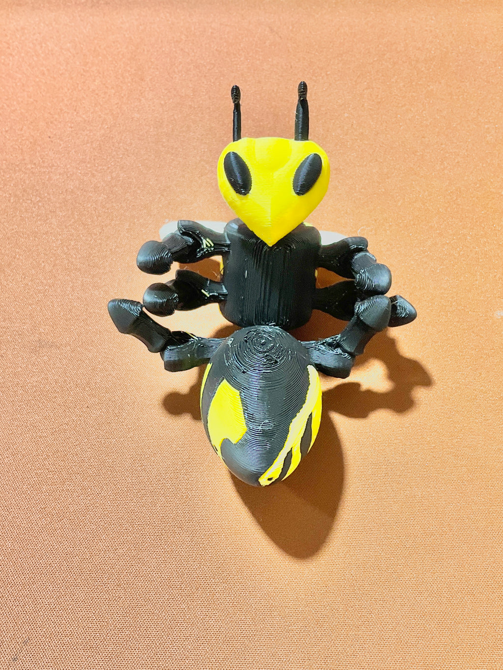 Articulated wasp