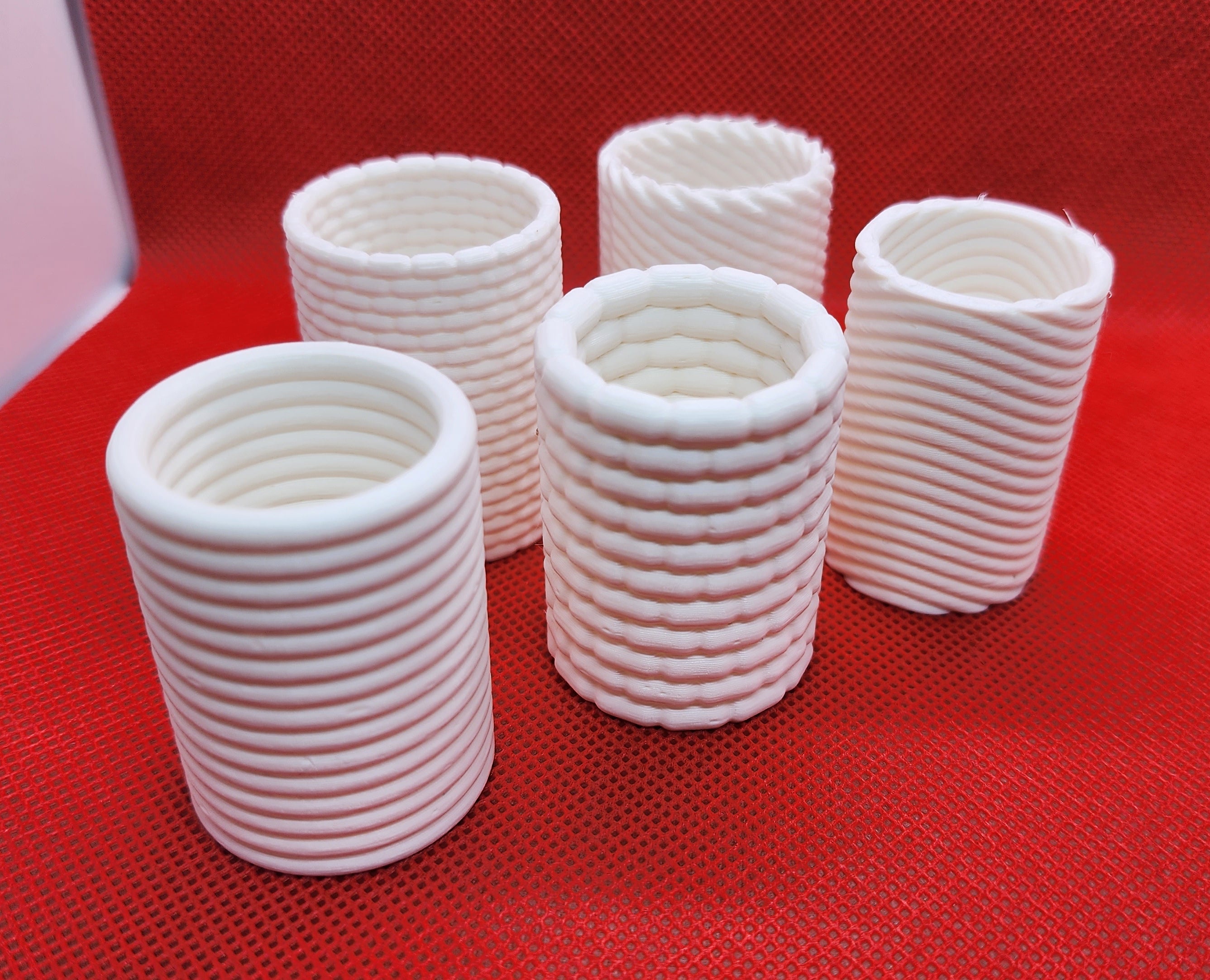5 Bubbly Pen Cups