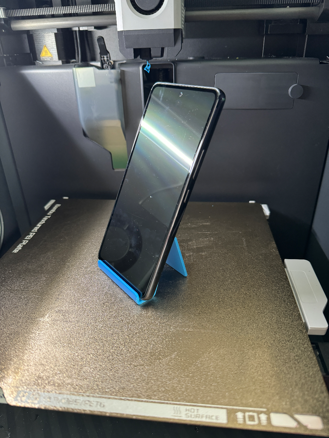 simple phone stand
