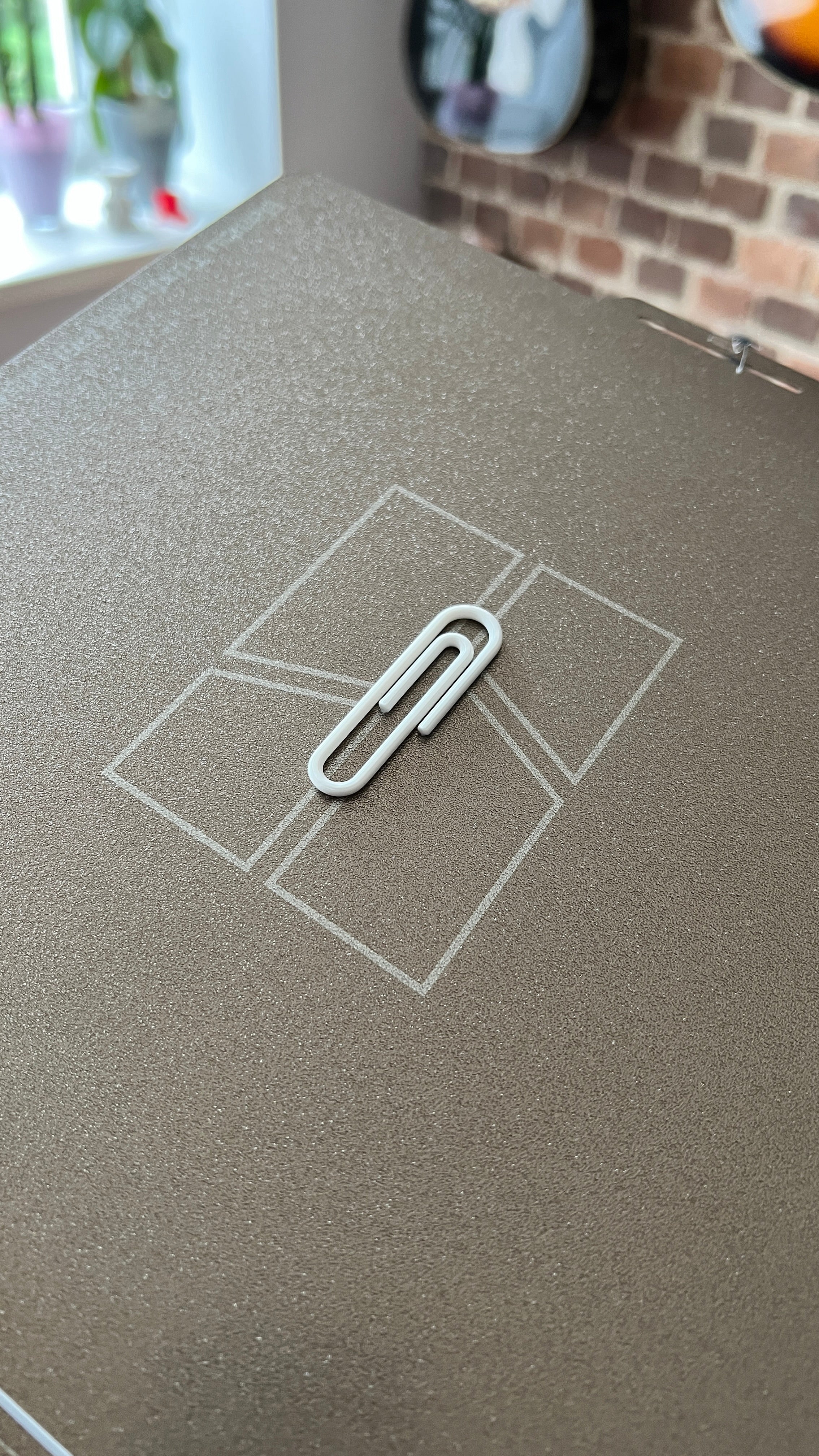 Minimalist Paper Clip - Fast Print