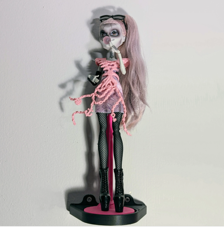 Monster High Doll Single OOB Doll Wall Mount