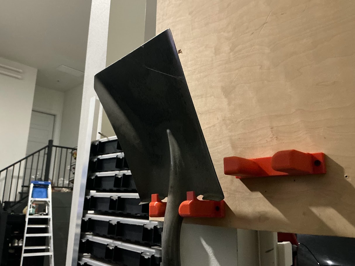 shovel holder