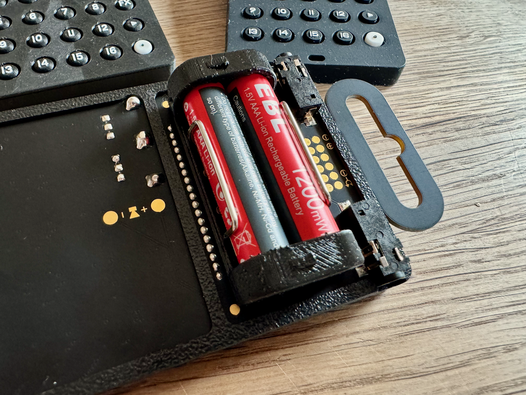 Pocket Operator Slim Case (inspired by official TE silicon case)