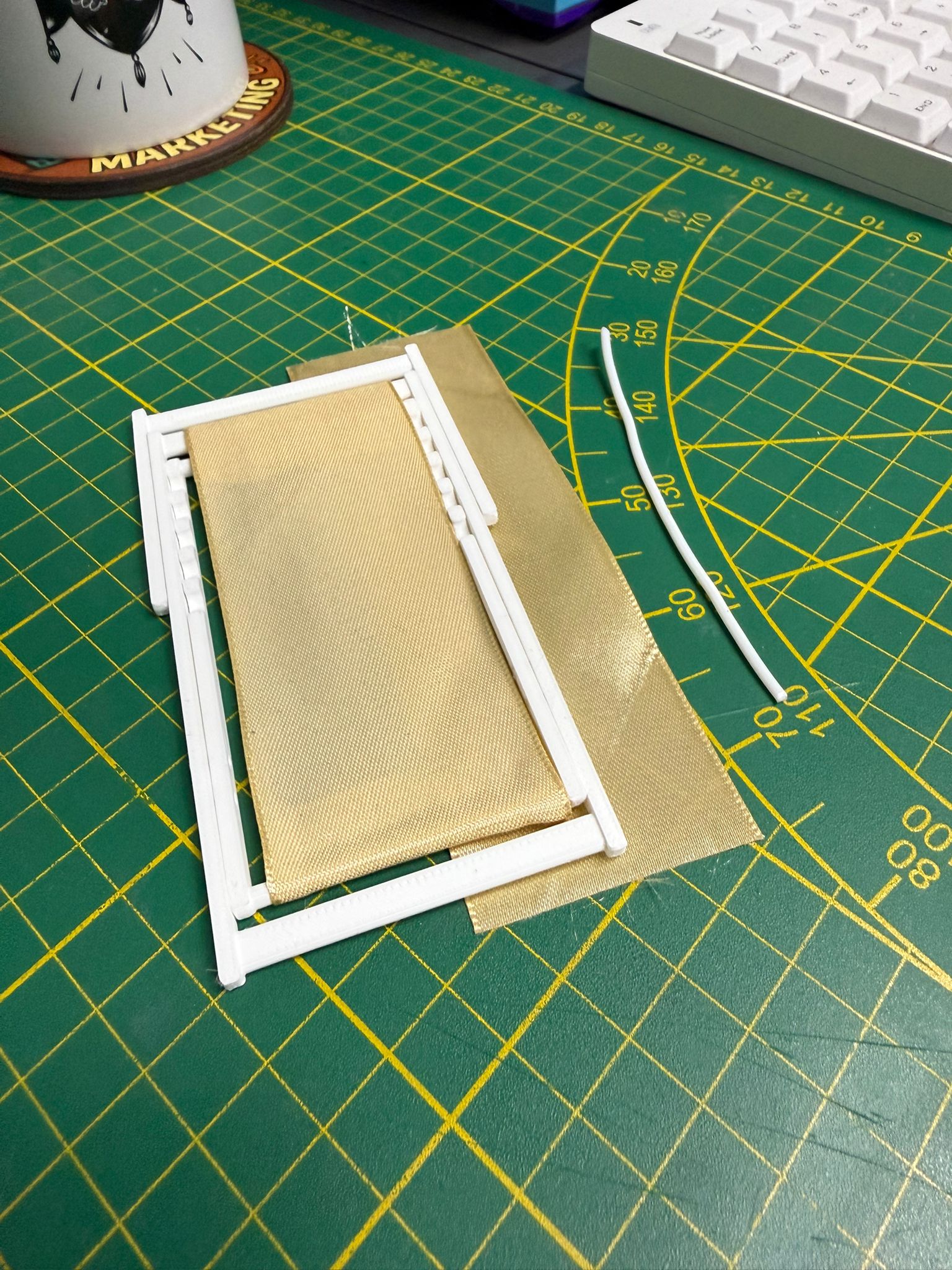 Miniature Deck Chair (1:10 Scale)