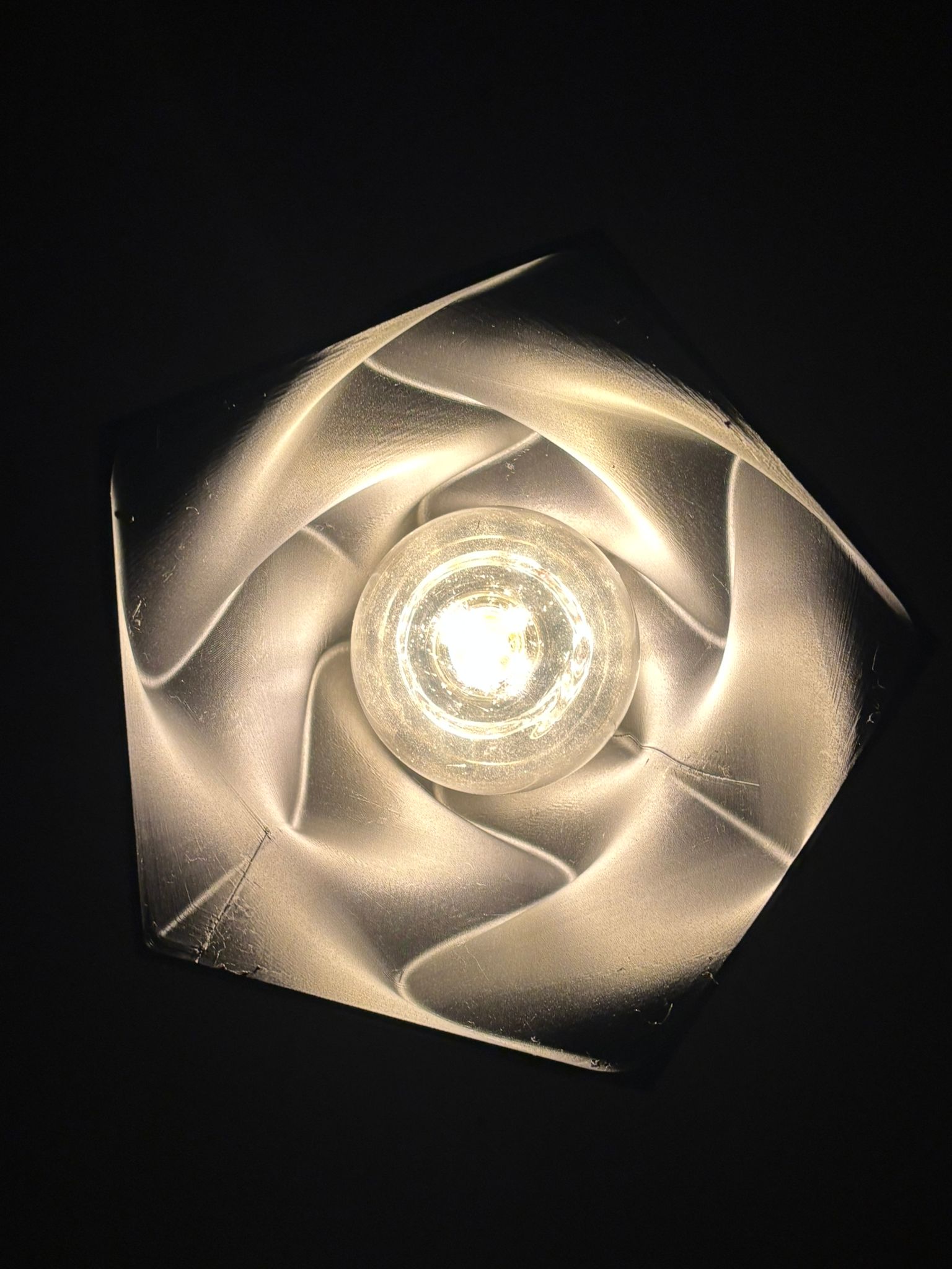 Twirl Lamp