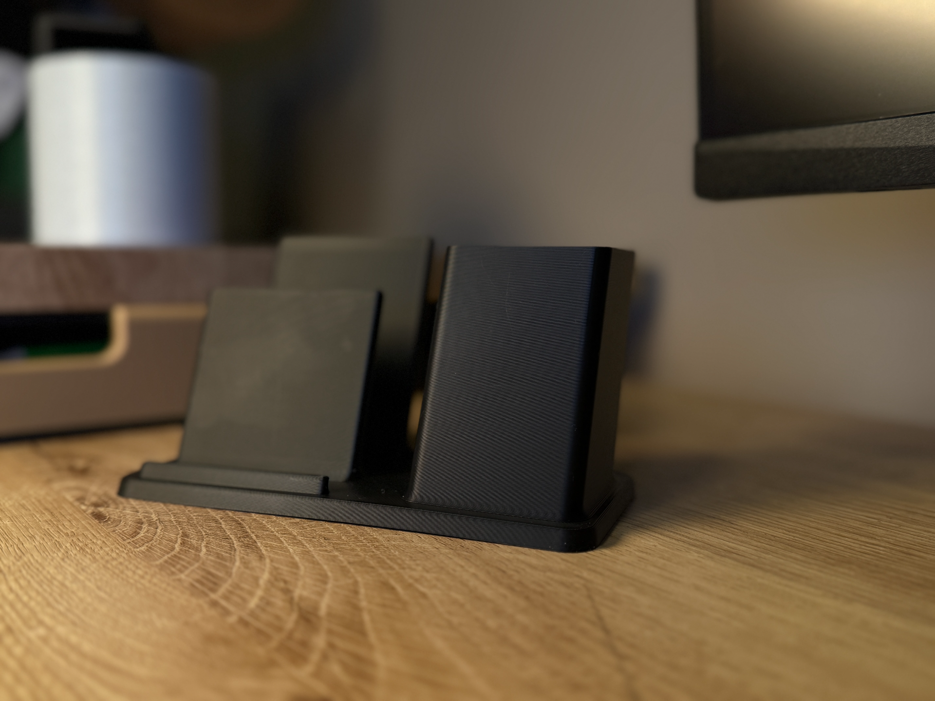 Minimalistischer Desk Organizer