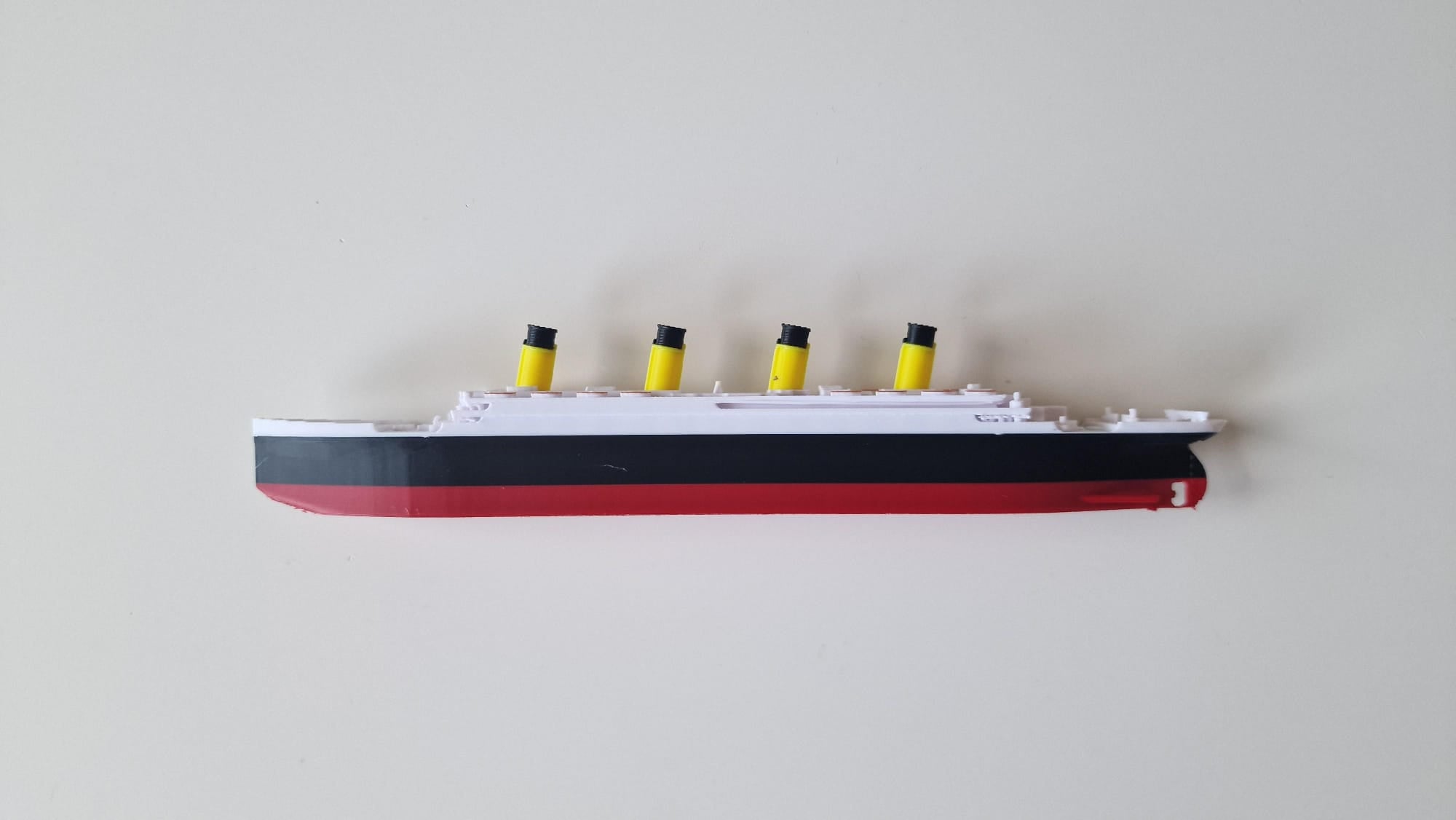 RMS Titanic (easy print)