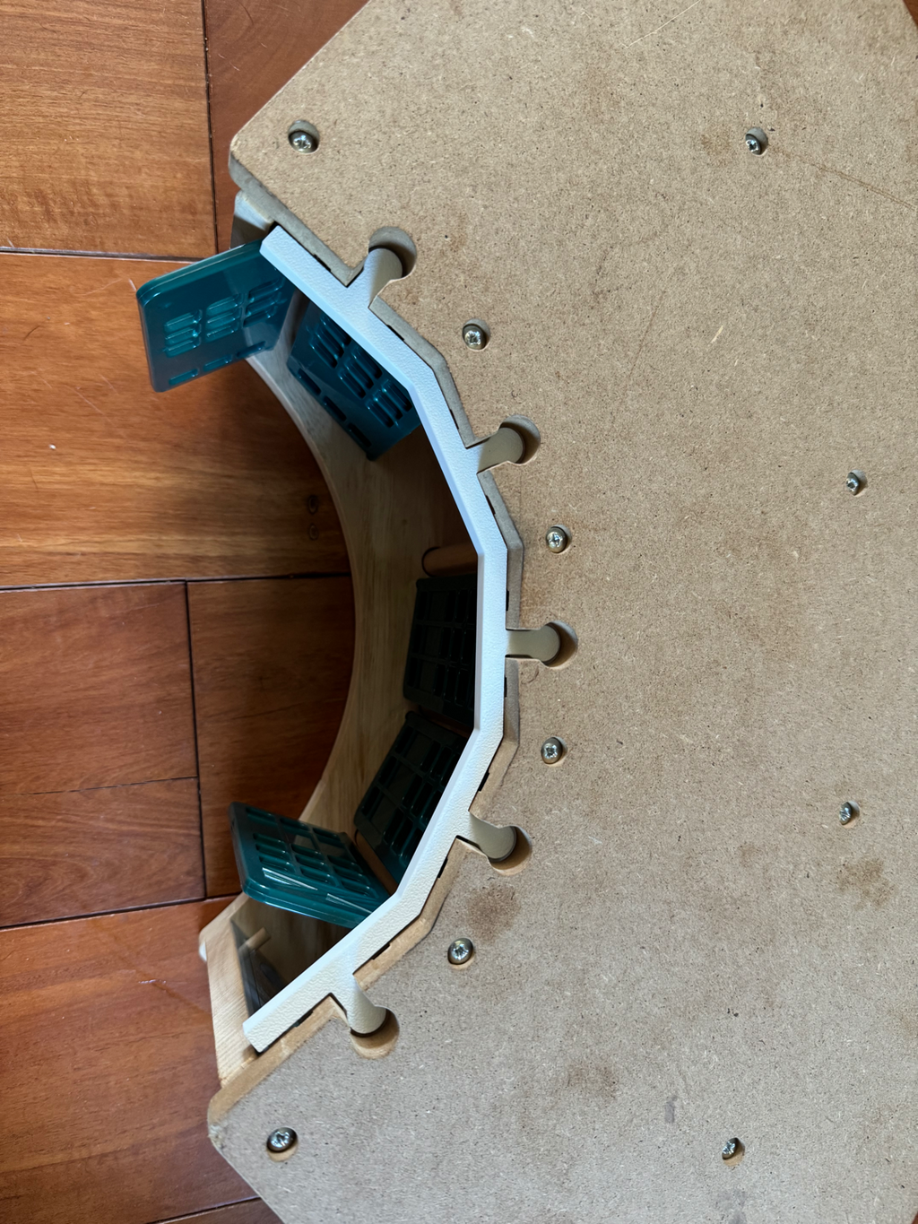 Orbrium Roundhouse wooden train 5 way switch