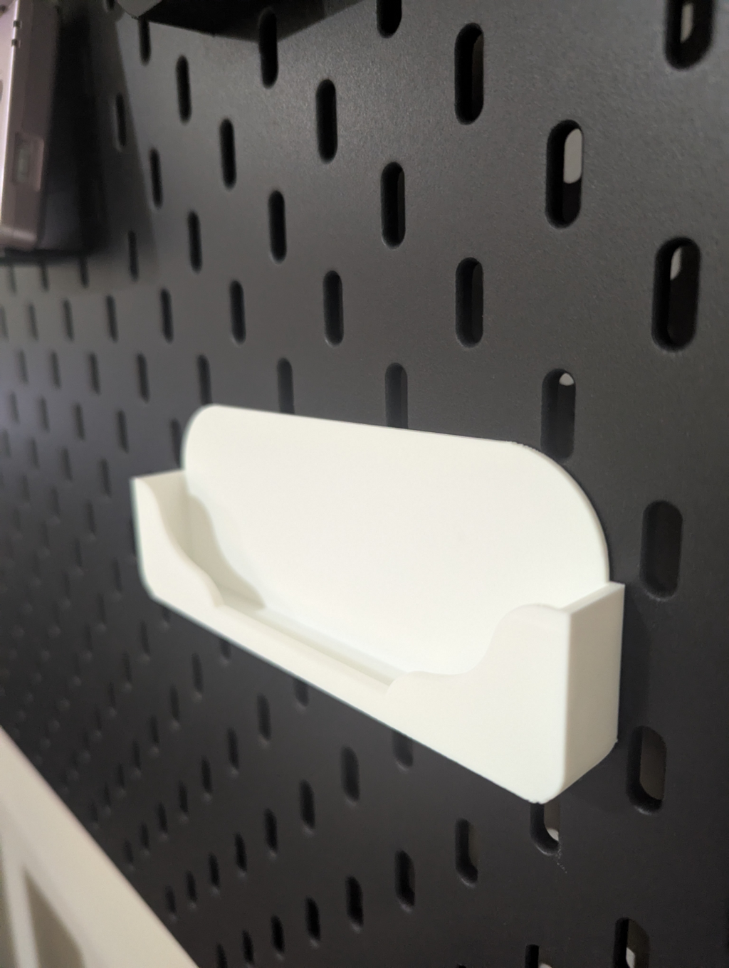Nintendo 2DS holder for IKEA Skadis