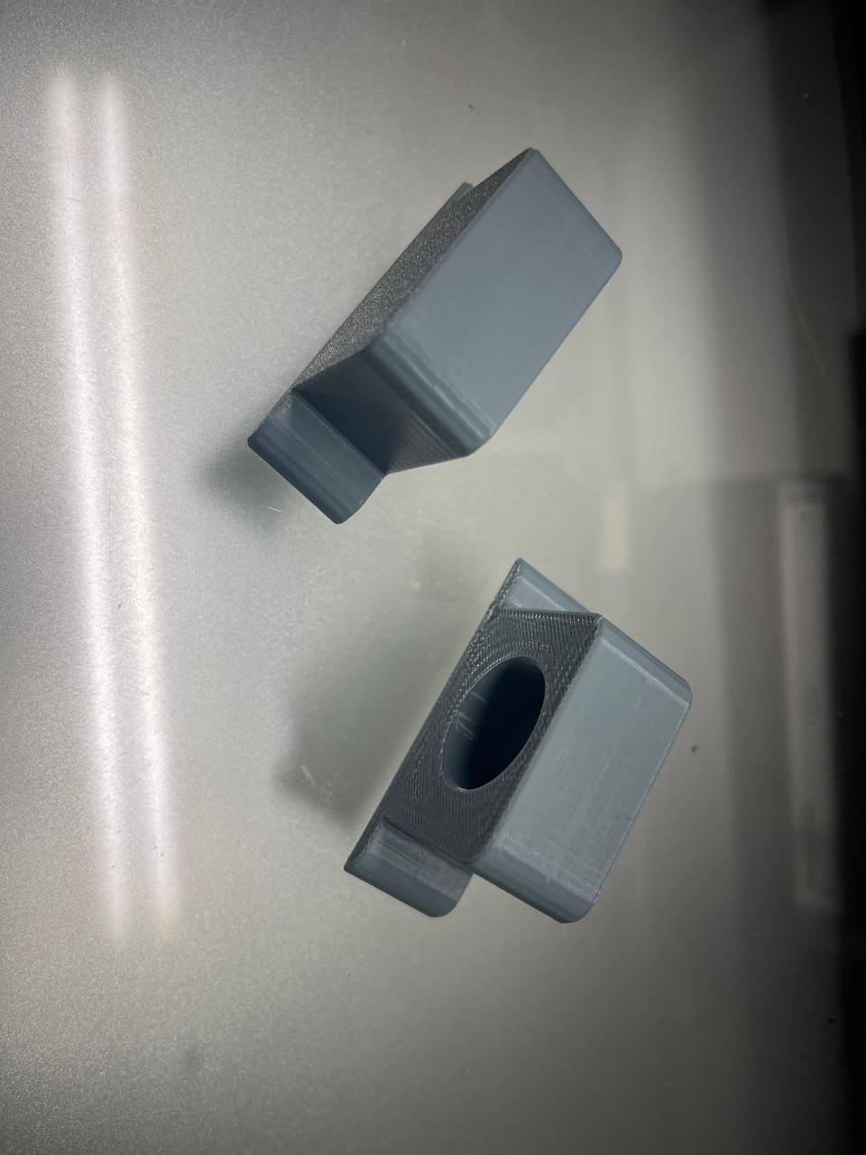 round bar holder