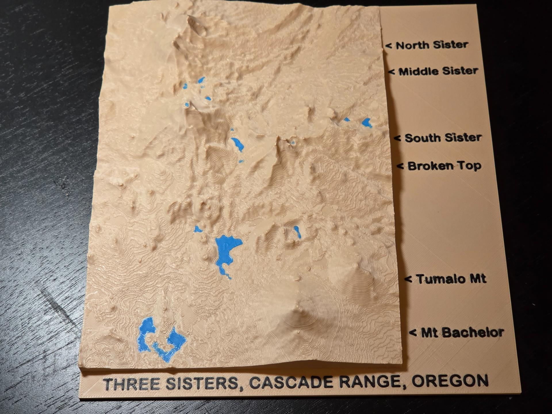 Topo of the Three Sisters Mountains , Oregon USA