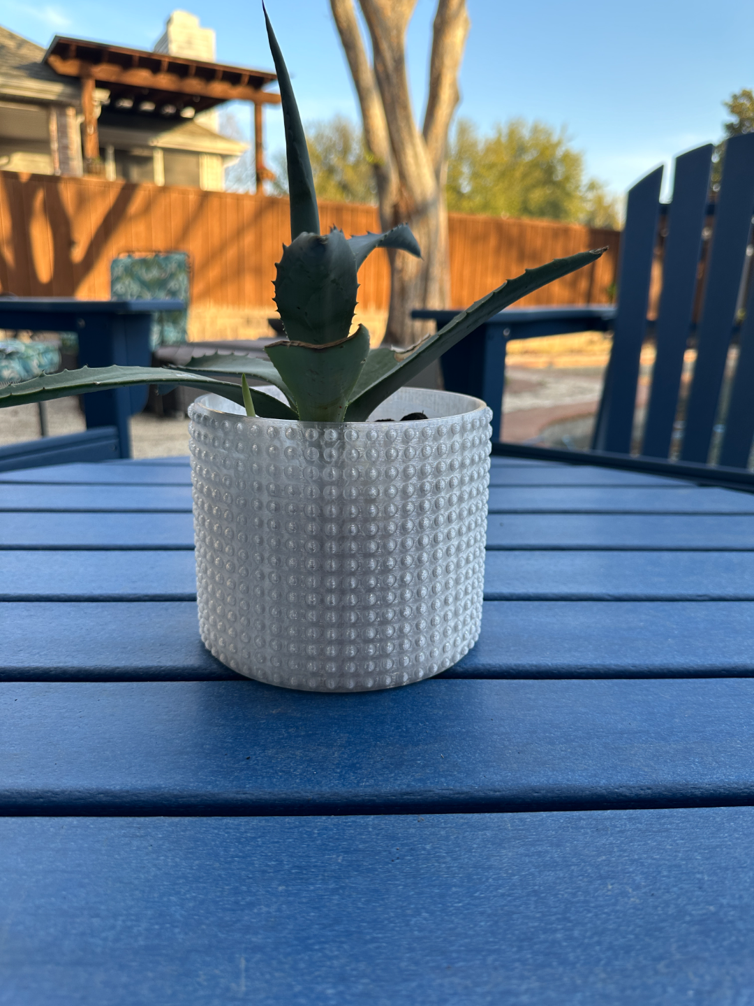 Bumpy planter v5