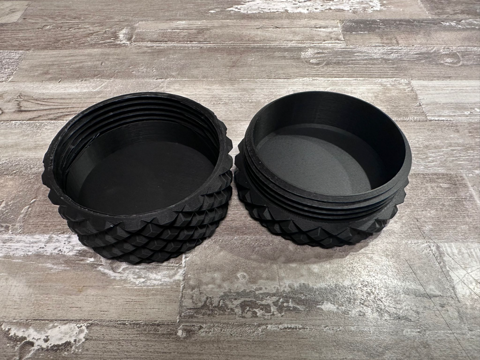 Screw Container