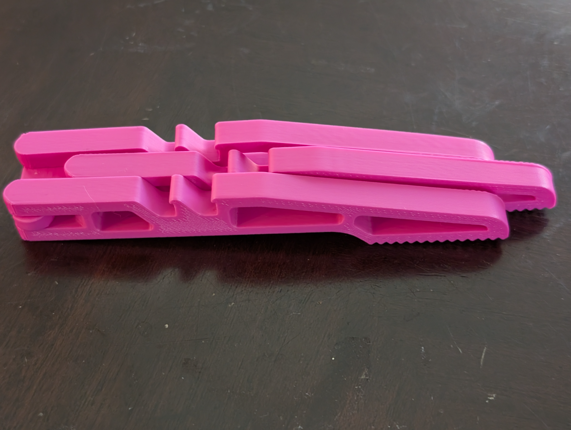 Isobutane stove collapsing stand - print in place