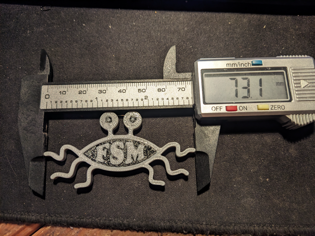 Flying Spaghetti Monster Badge / Car Decal