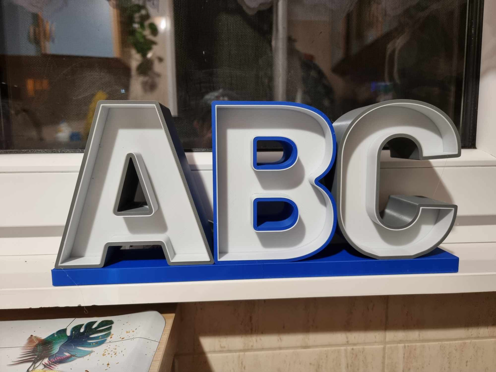LED LIGHT SIGN LETTERS NUMBERS