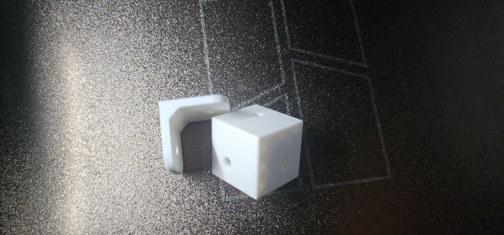 bracket 25x25x3