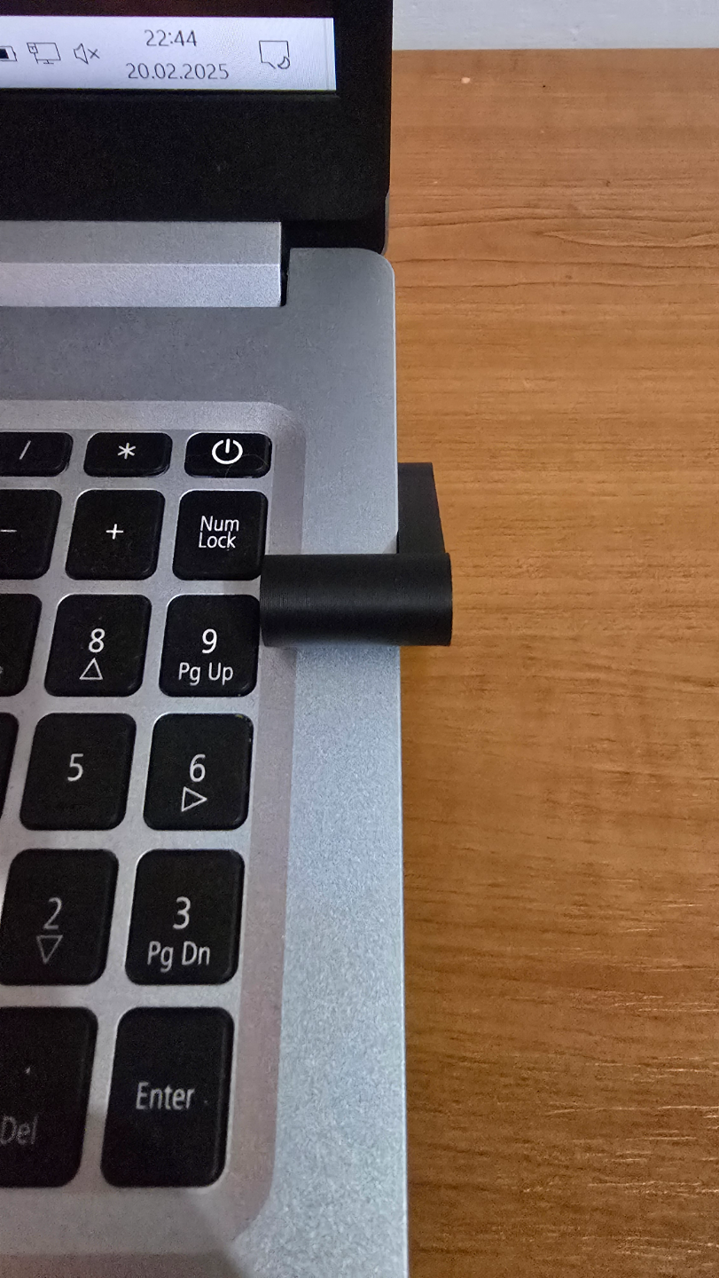 Simple Laptop Stand