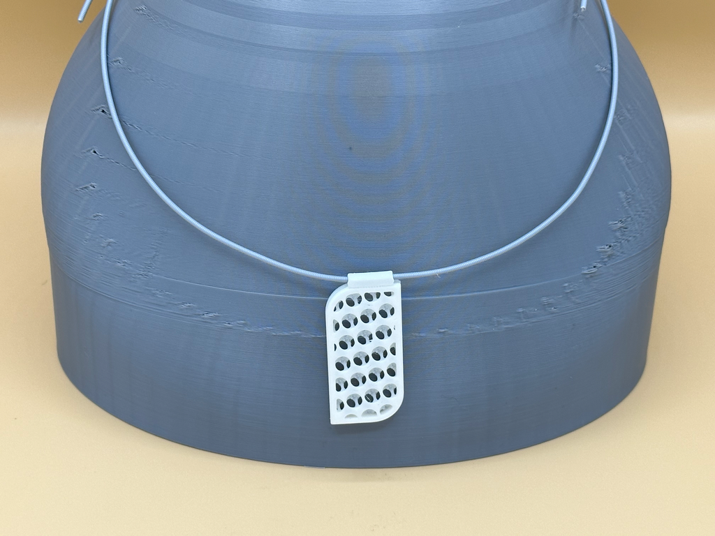 Kettenanhänger im Apple Mac Pro Design: Eleganz und Individualität