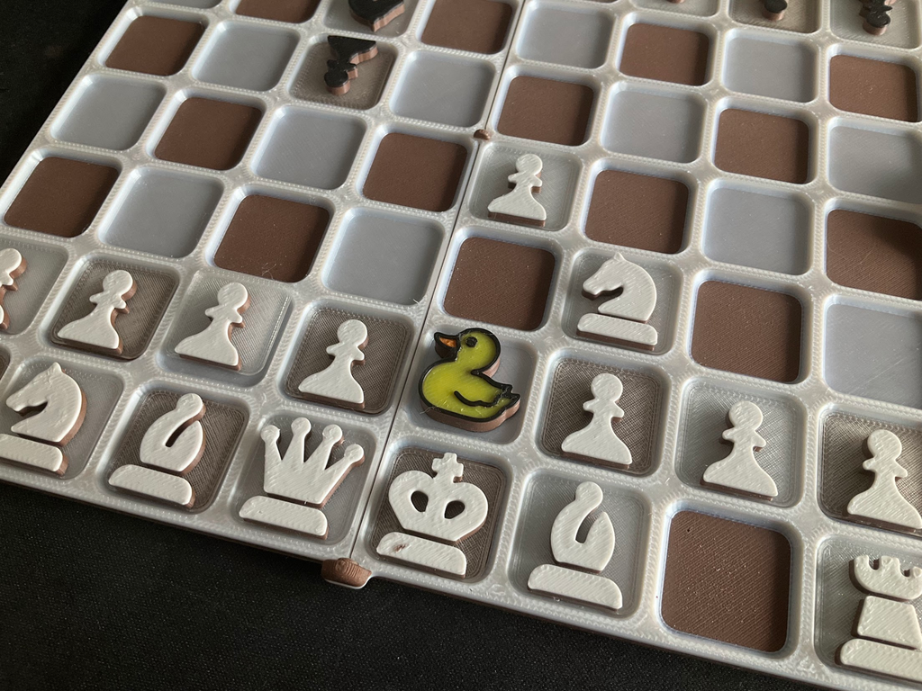 Duck for ptravel chess