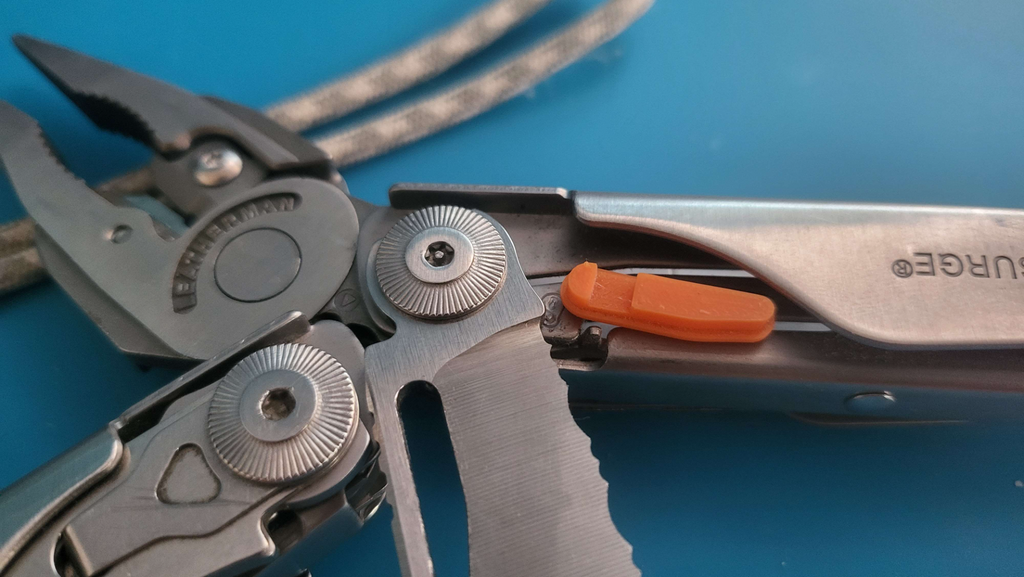 Leatherman Thumb Stud