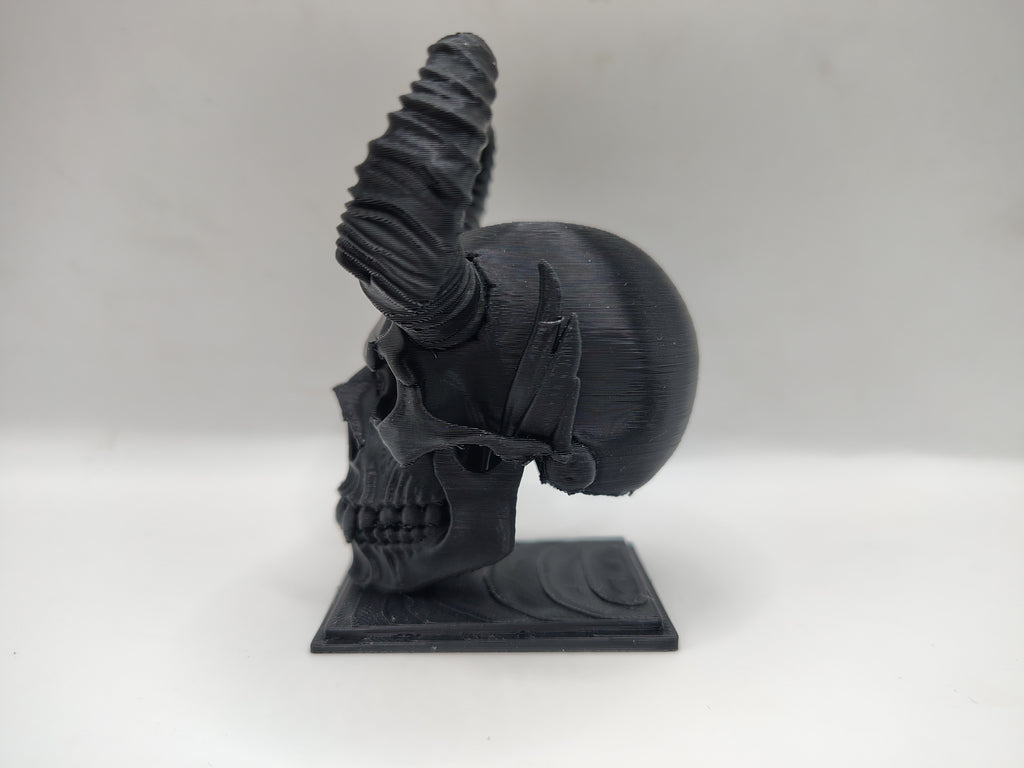 Vampire Skull – Dark Decoration