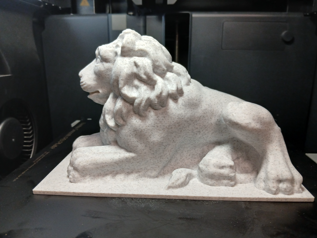 Marble Lion (Supportless)
