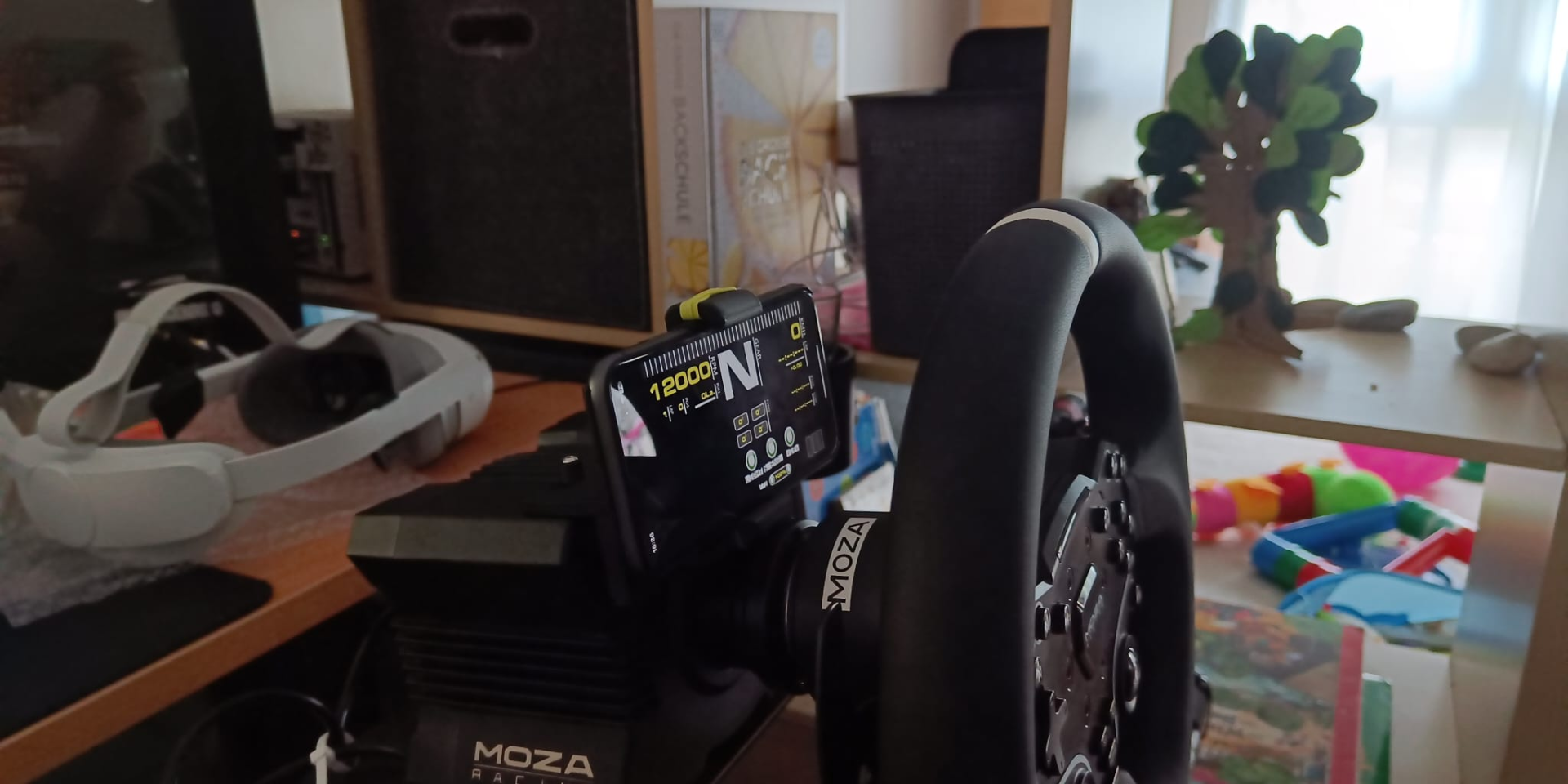 Moza R5 Phone Mount