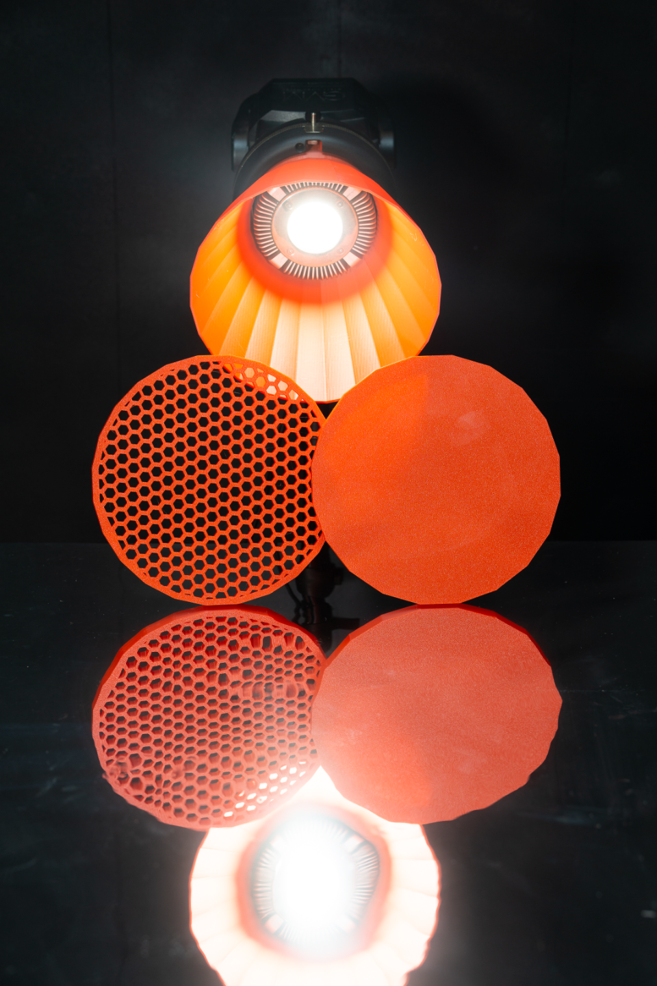 Bowens Reflector, soft box, Lantern, Beauty Dish