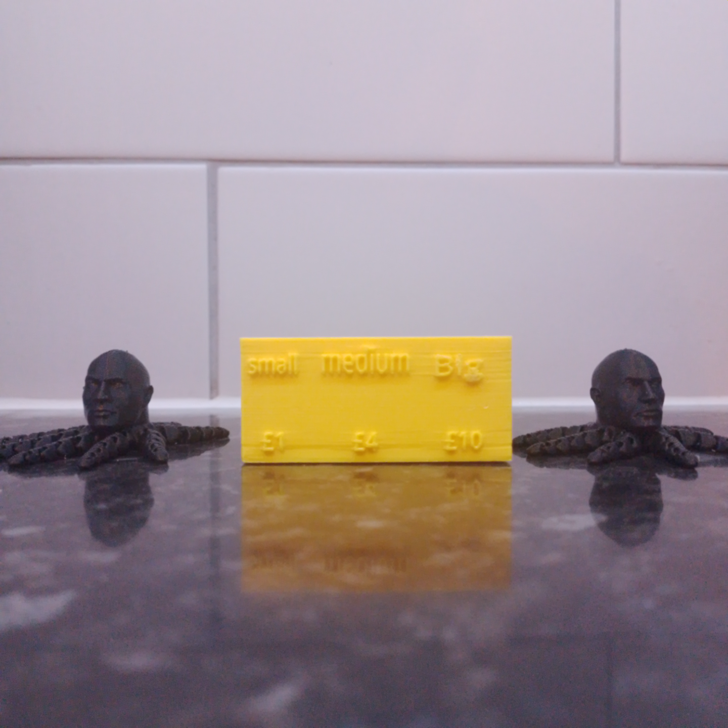 Money box for prints