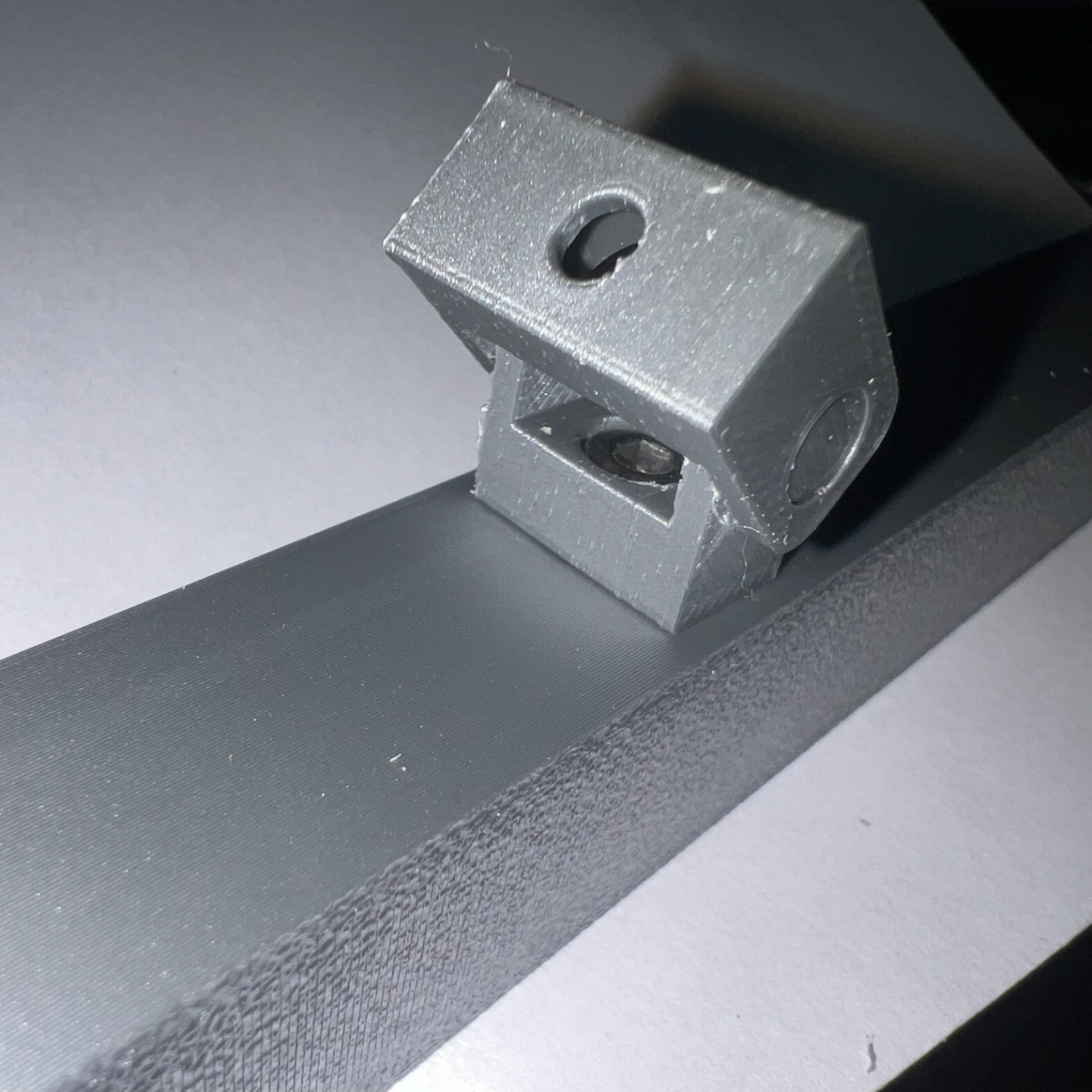 180° Hinge