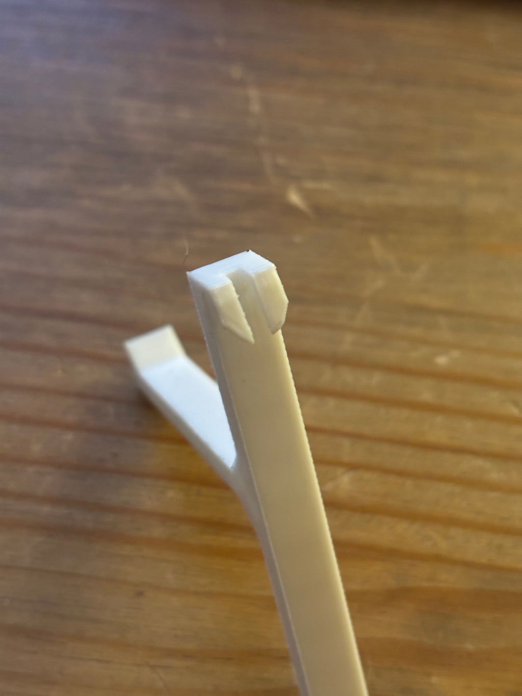 Hook for Triange Mesh/Corsair 4000d front mesh