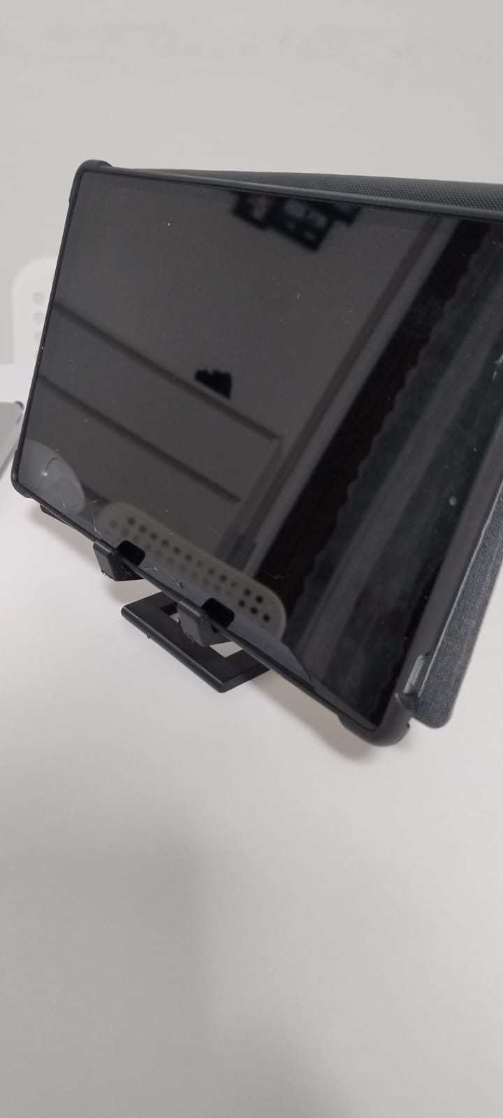 supporto nero (pla) per telefoni o tablet