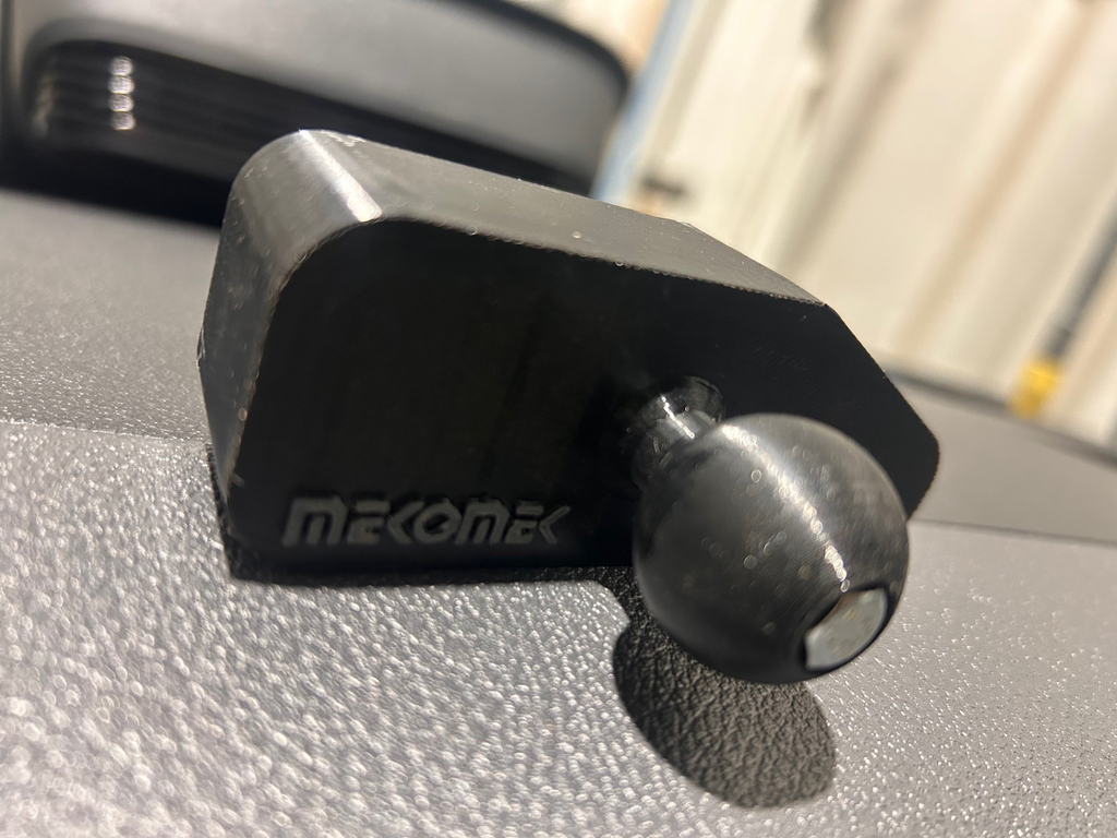 Ball Mount MB Sprinter Left and right