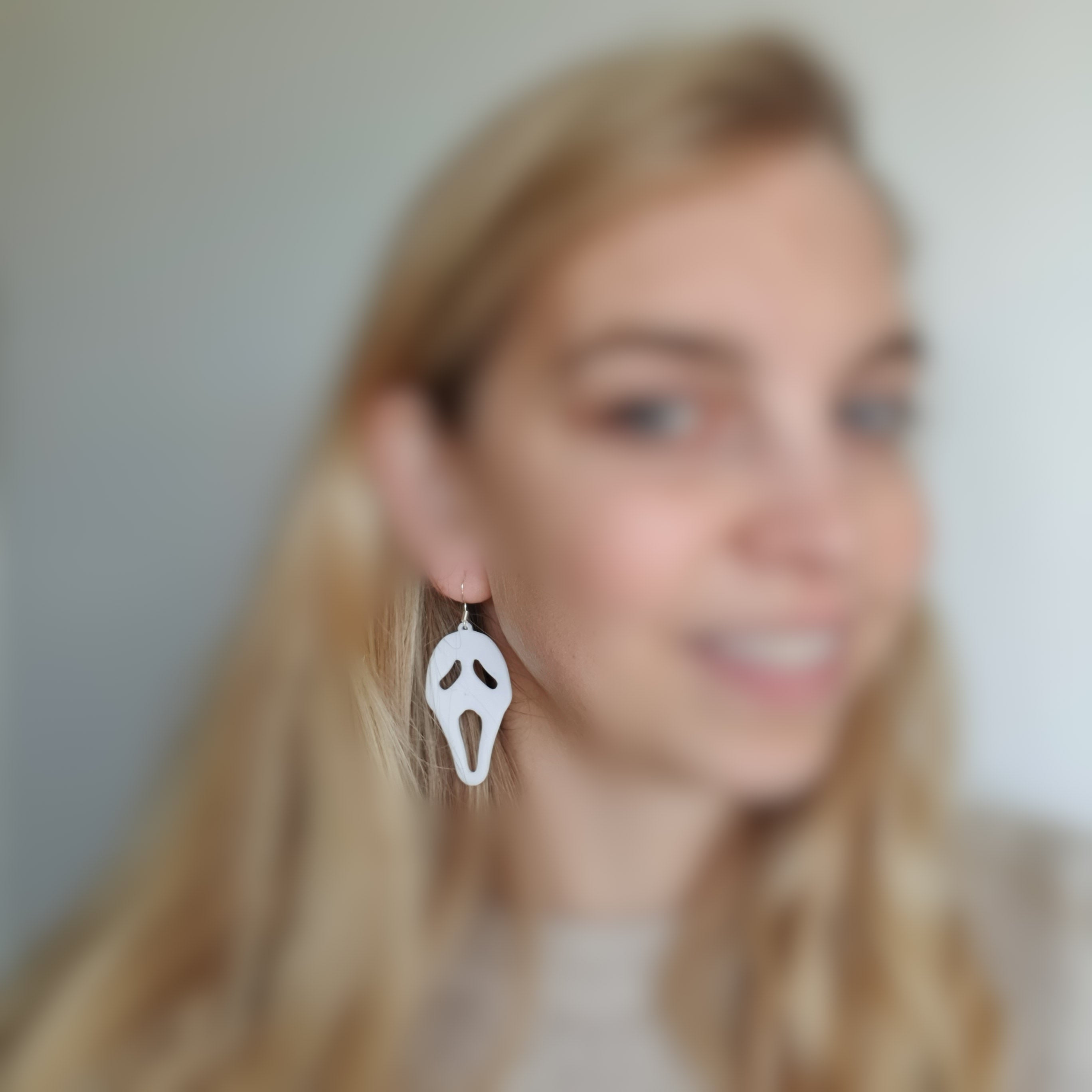 Scream earrings halloween